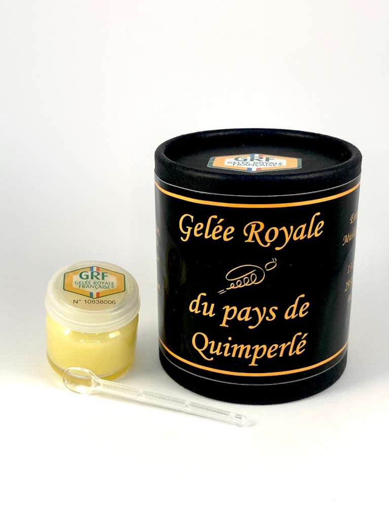 Présentation des produits de la ruche de la Miellerie d'Api-Qlé. Miel de France d'été de ronce et de châtaignier. Miel de France de Printemps, miel de France toutes fleurs. Miel de France en brèche. Gelée royale française. pollen d'été. Apiculteur de Bretagne en France. Commune de Quimperlé dans le Finistère. Producteur de miel de France et de gelée royale Française. Apiculteur spécialisée dans la sélection apicole.